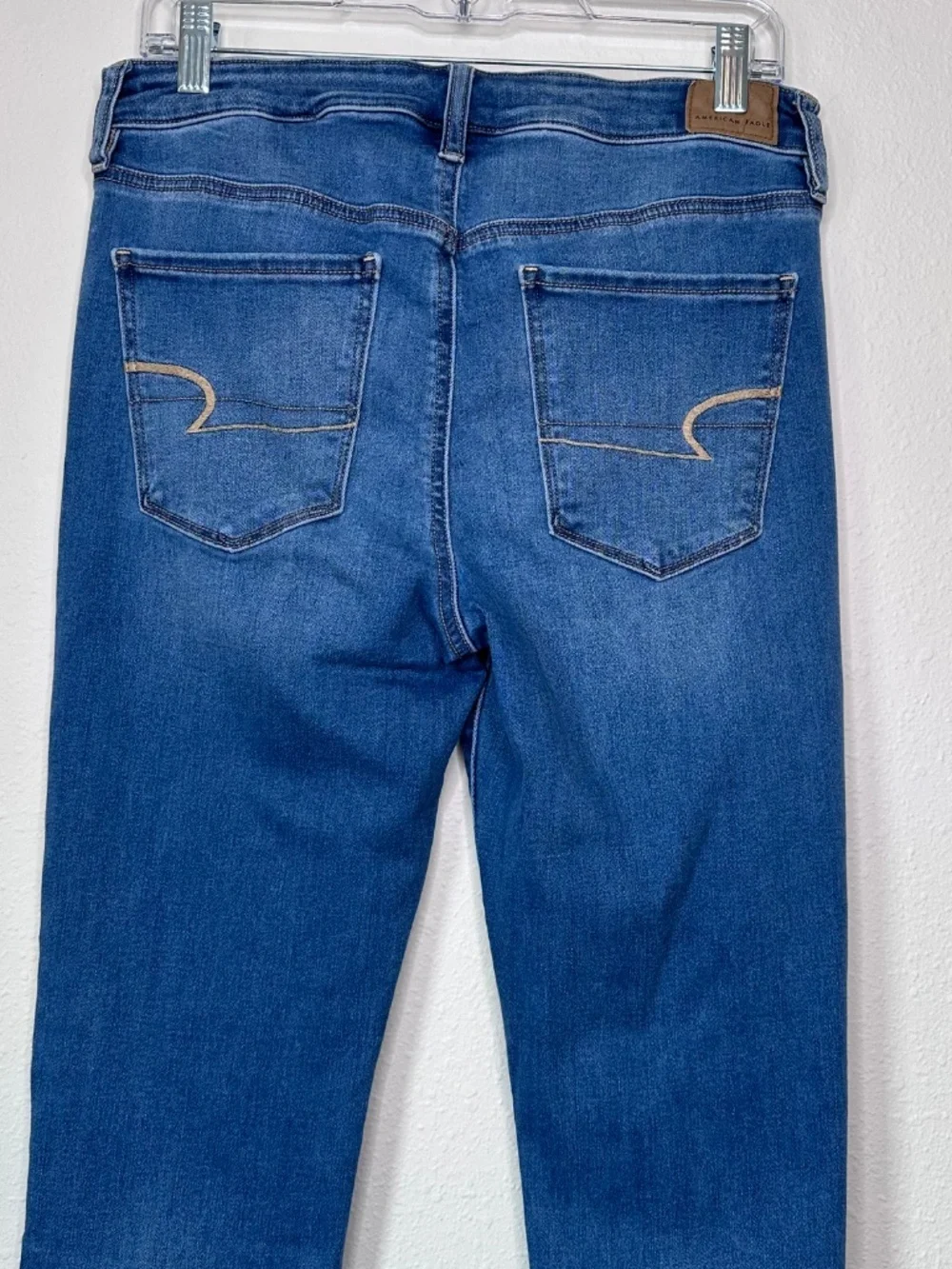 American Eagle High-Waisted Jegging Jean, Medium Wash, Size 12 Regular